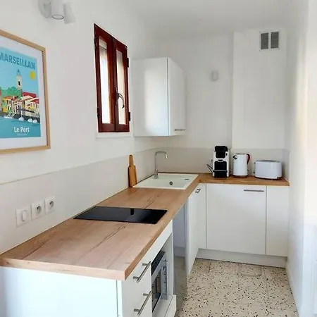 Le Moth Marseillan *